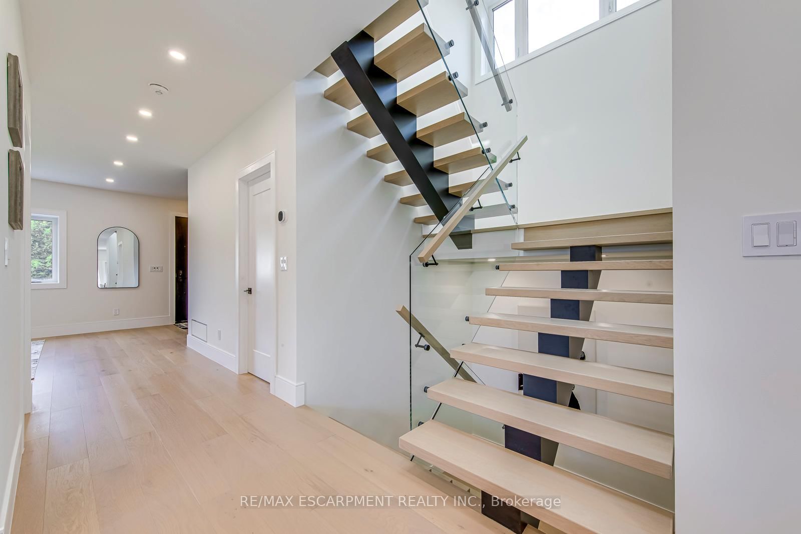 1411 Mountain Grove Avenue • Burlington, ON photo 22