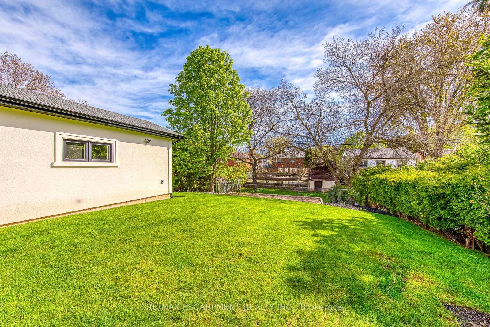 1411 Mountain Grove Avenue • Burlington, ON photo 47