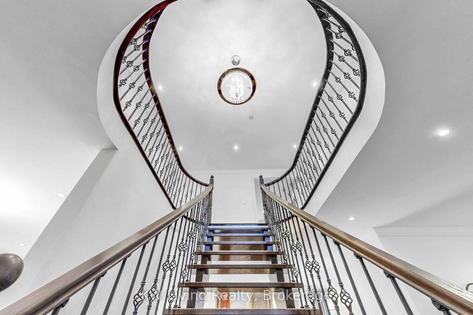 5167 Frybrook Court • Mississauga, ON photo 16