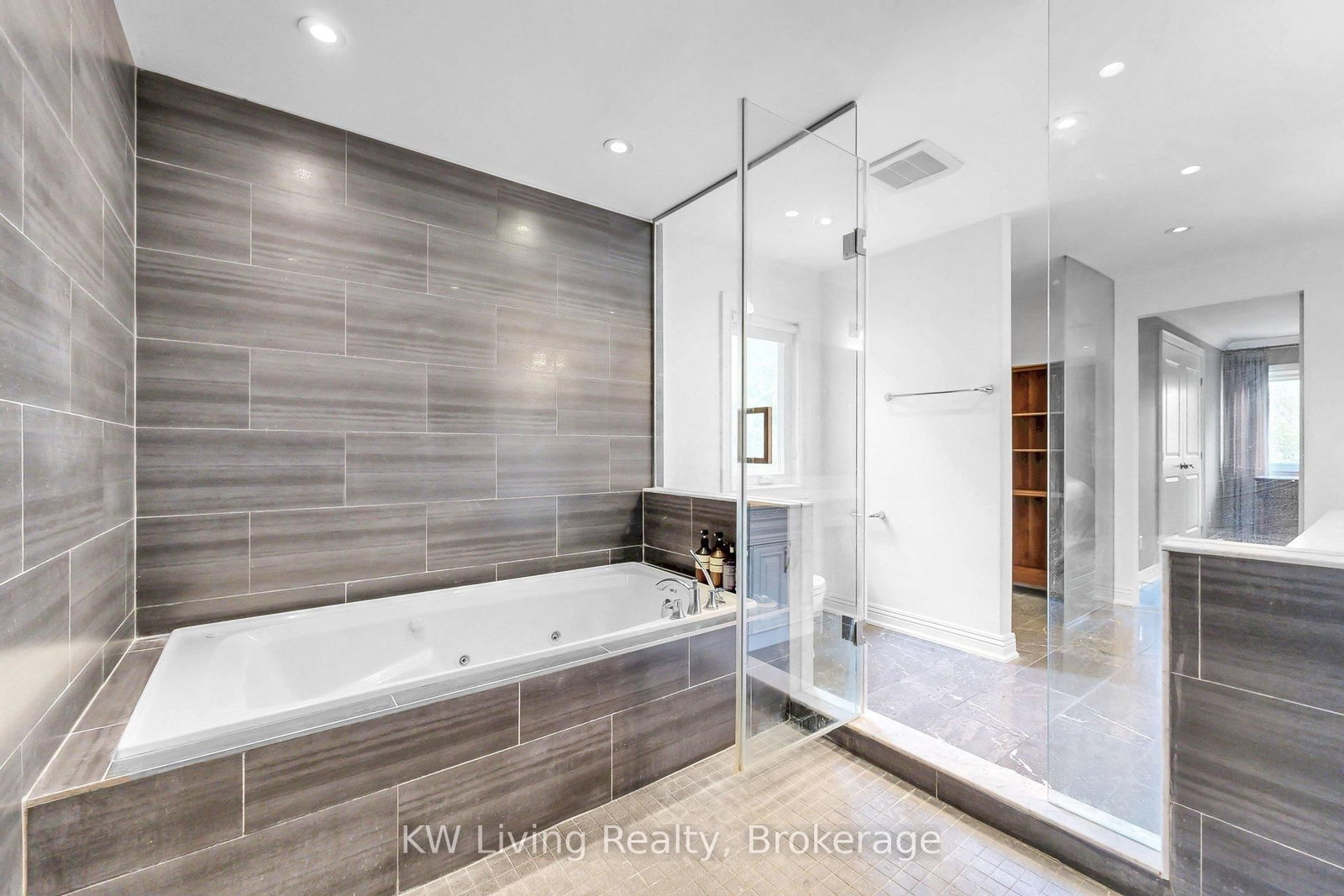 5167 Frybrook Court • Mississauga, ON photo 22