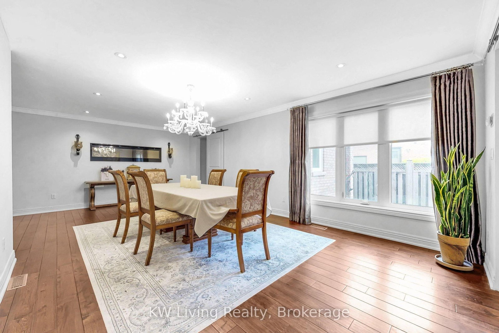 5167 Frybrook Court • Mississauga, ON photo 7