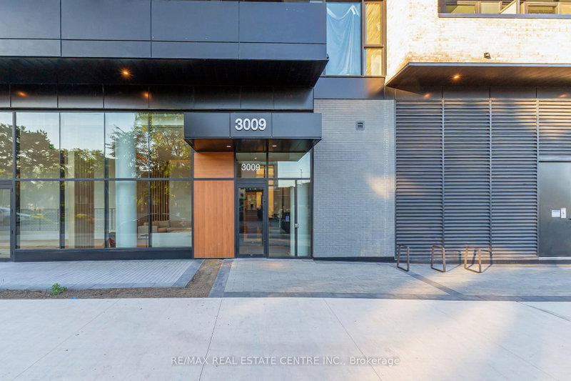 911 - 3009 Novar Road