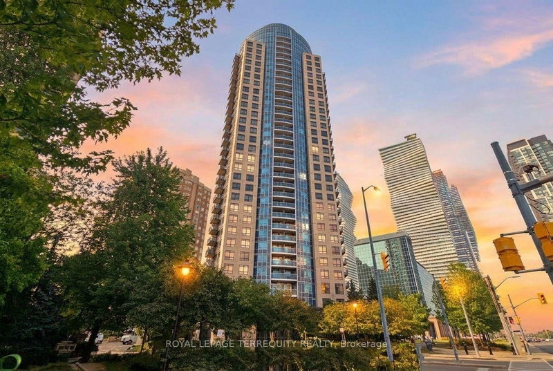 2810 - 330 Burnhamthorpe Road W