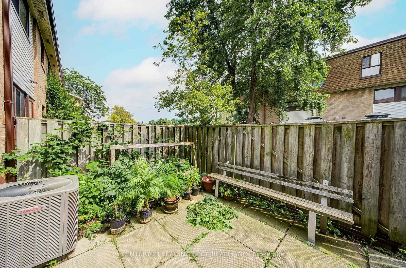 268 Fleetwood Crescent • #285 • Brampton, ON photo 38