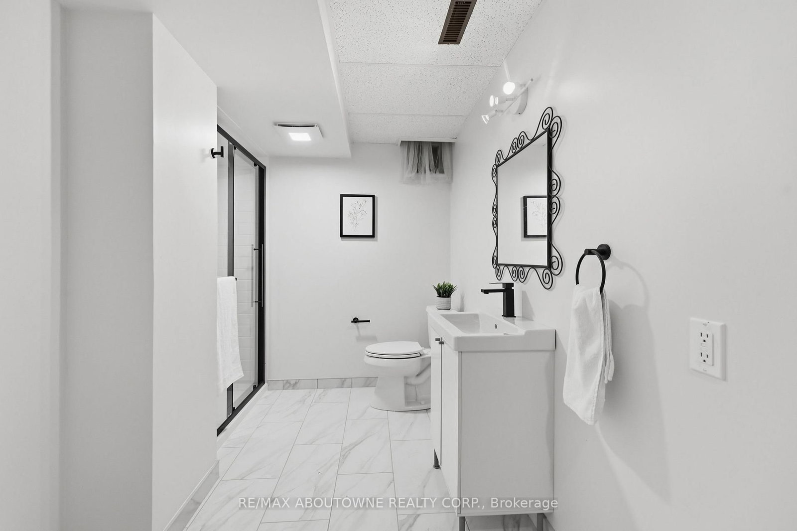 572 Harmony Avenue • Burlington, ON photo 39