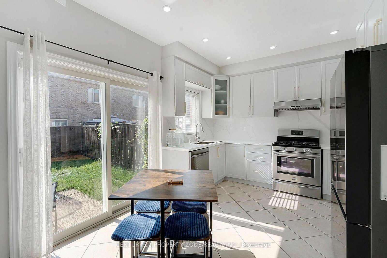 221 Andrews Trail • Milton, ON photo 10