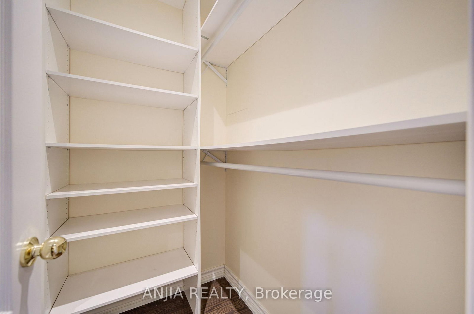 3435 Grand Park Drive • Mississauga, ON photo 30