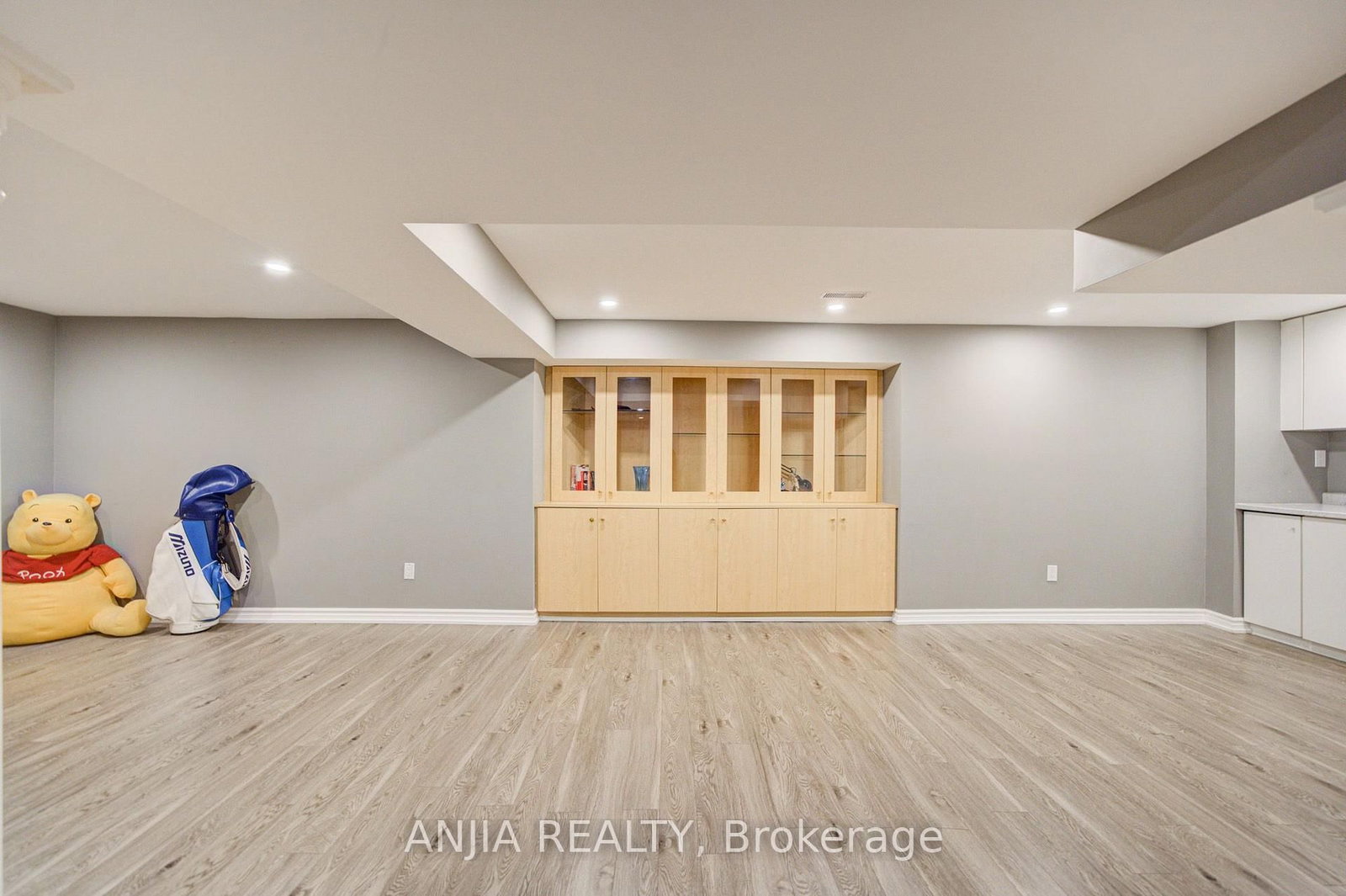 3435 Grand Park Drive • Mississauga, ON photo 40