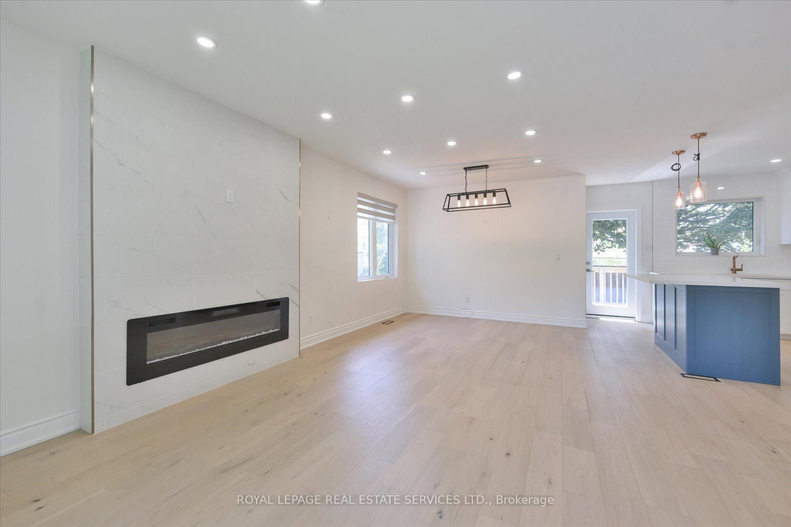 18 Celestine Drive • Toronto, ON photo 11