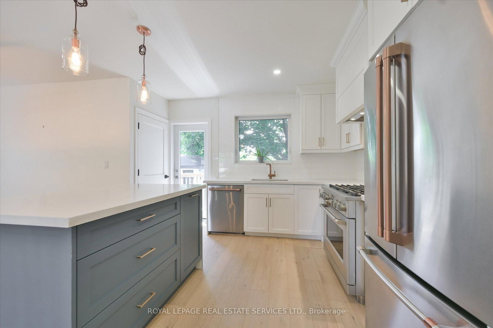 18 Celestine Drive • Toronto, ON photo 16