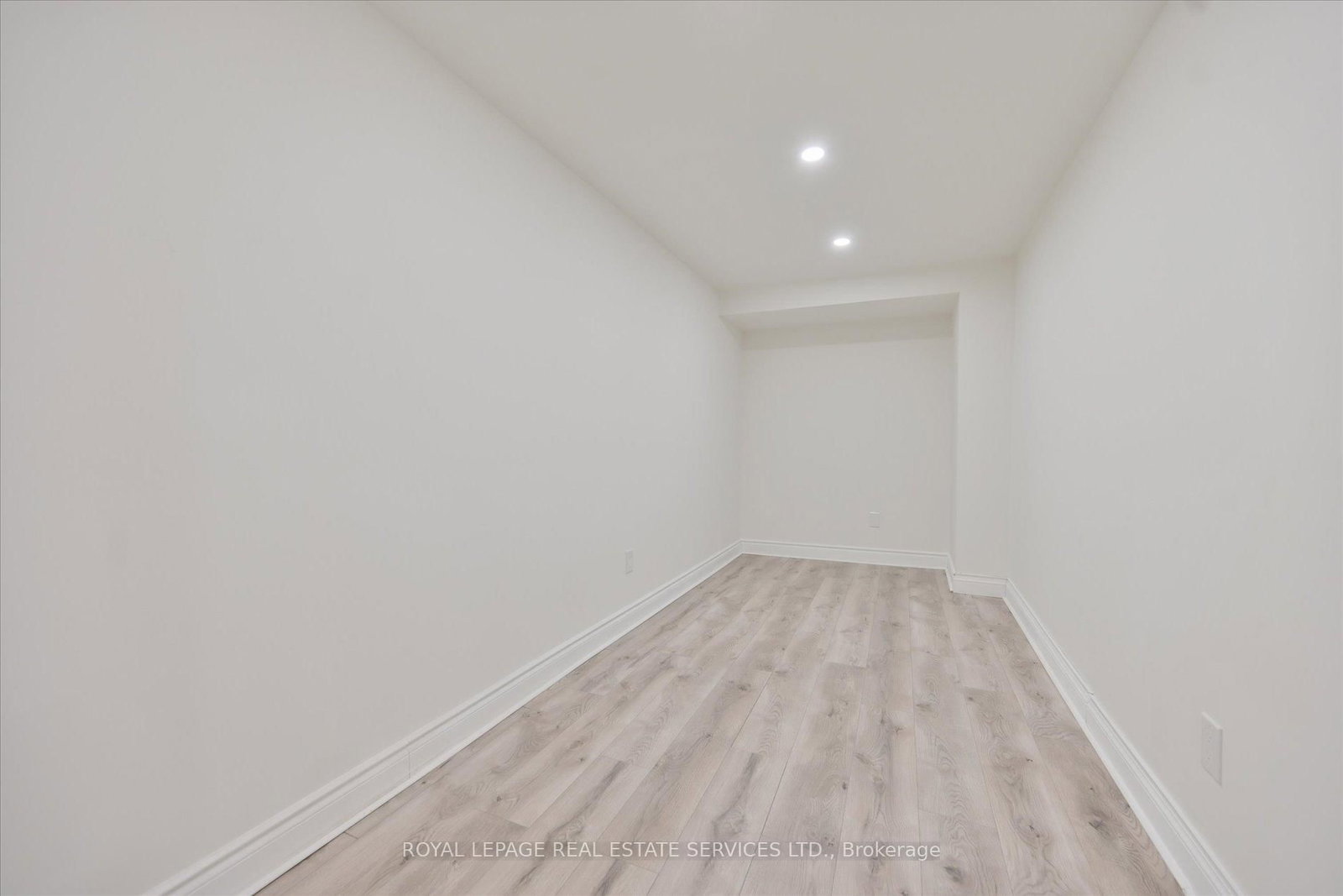 18 Celestine Drive • Toronto, ON photo 33