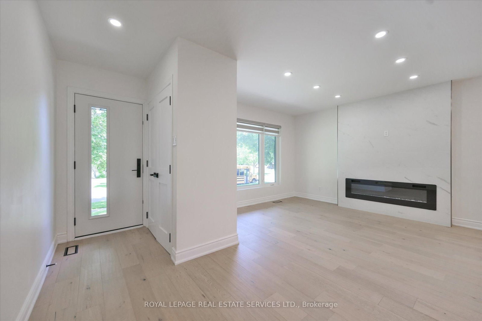 18 Celestine Drive • Toronto, ON photo 6