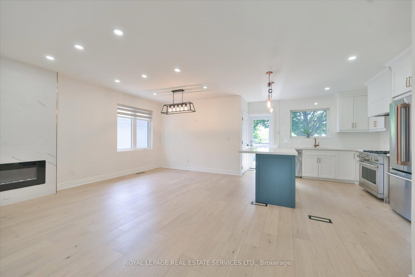 18 Celestine Drive • Toronto, ON photo 8