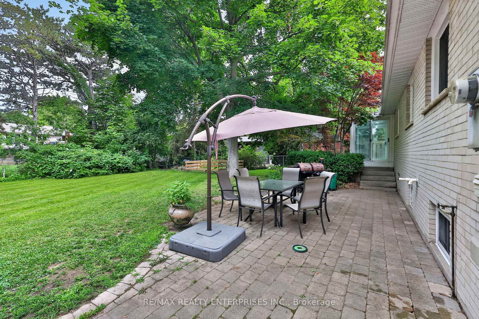 975 Cresthampton Mississauga,ON L5H 2X2 — Photo 38