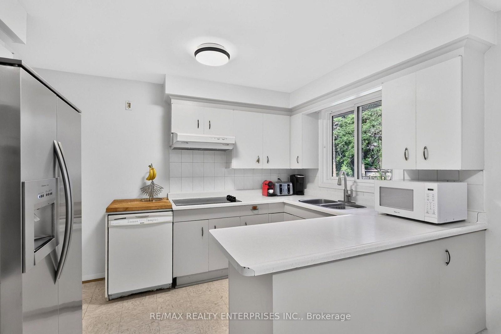 975 Cresthampton Mississauga,ON L5H 2X2 — Photo 9