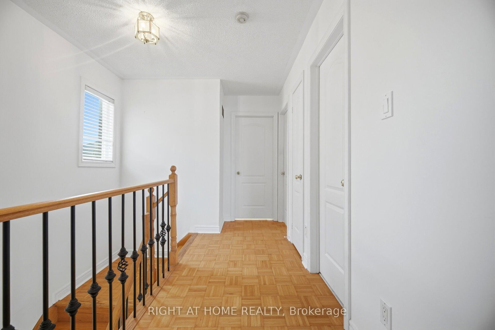 8 Richelieu Court • Caledon, ON photo 12