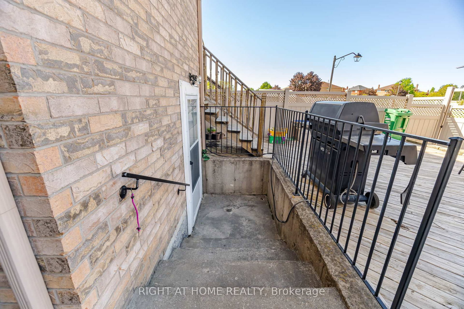 8 Richelieu Court • Caledon, ON photo 20