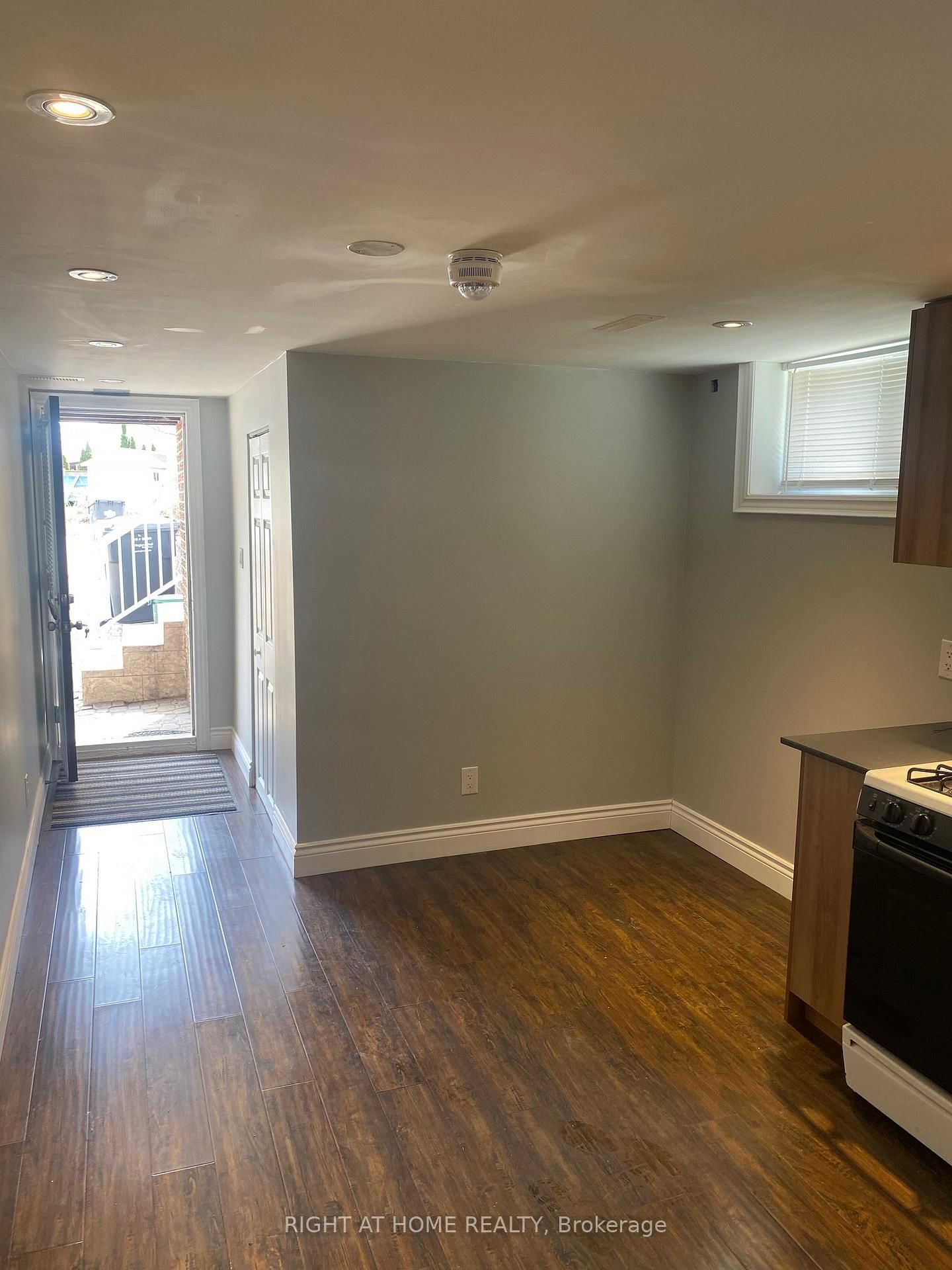 3083 Rymal Road, Mississauga 5