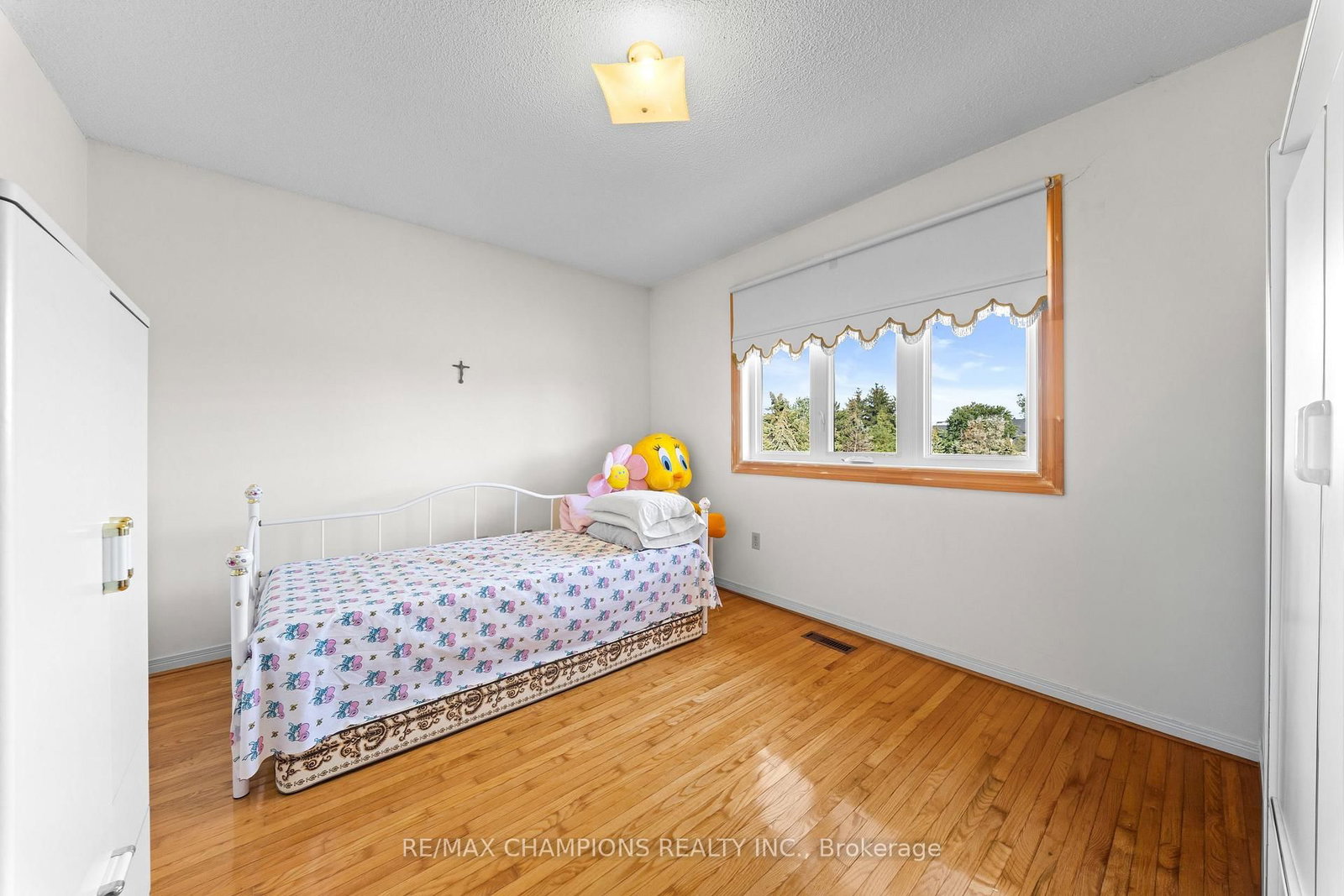 4047 Countryside Drive • Brampton, ON photo 37