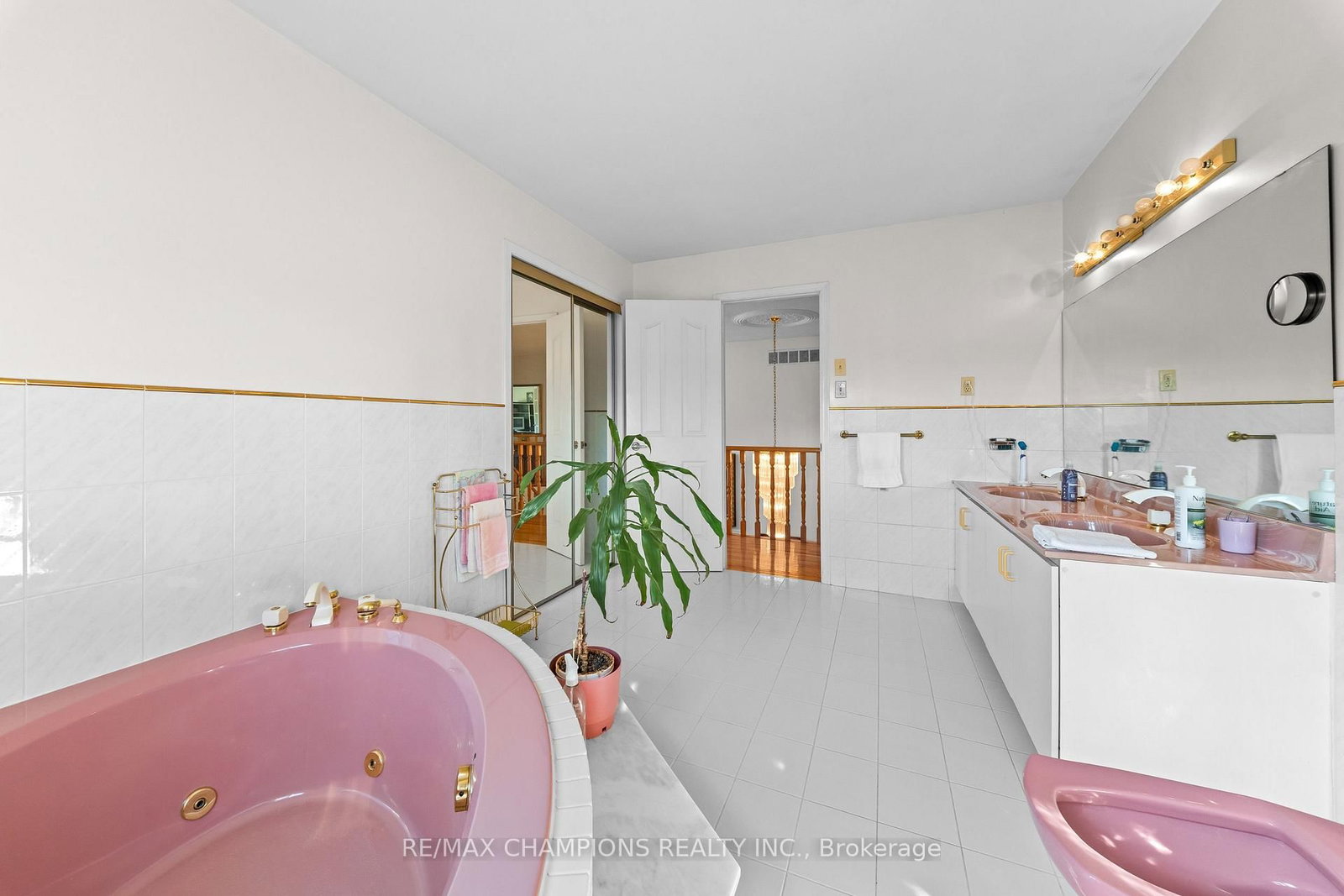 4047 Countryside Drive • Brampton, ON photo 40