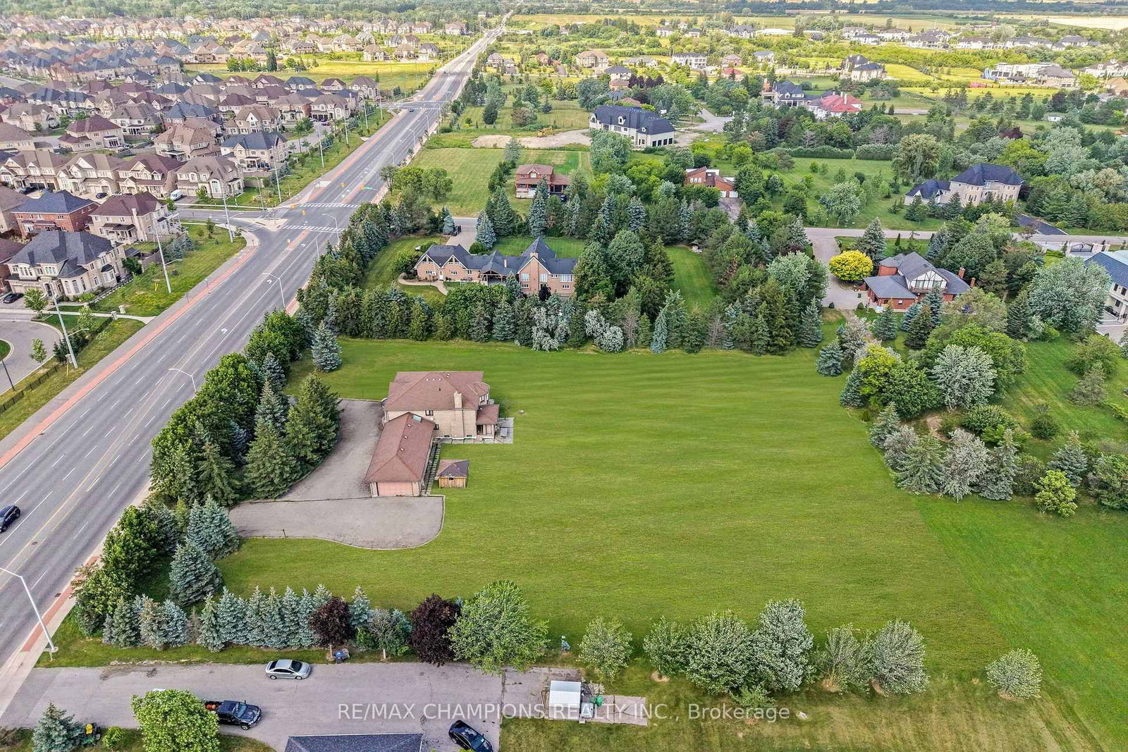 4047 Countryside Drive • Brampton, ON photo 48