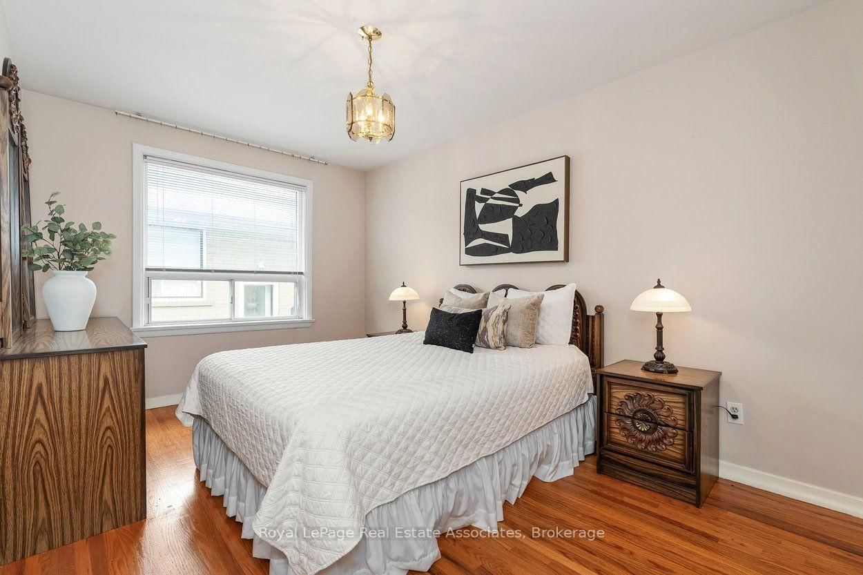 139 Vodden Street E • Brampton, ON photo 16