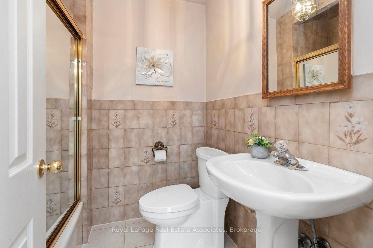139 Vodden Street E • Brampton, ON photo 21