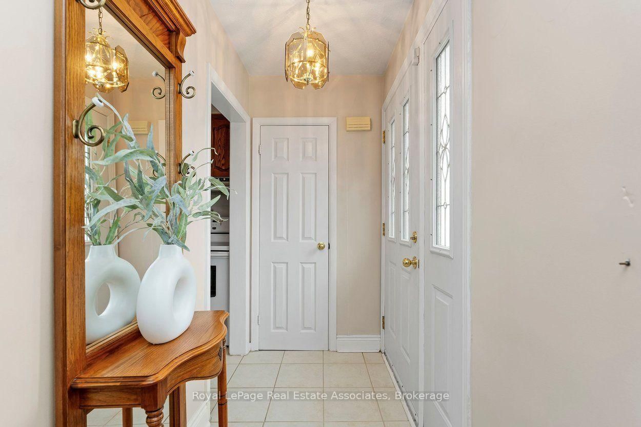 139 Vodden Street E • Brampton, ON photo 5