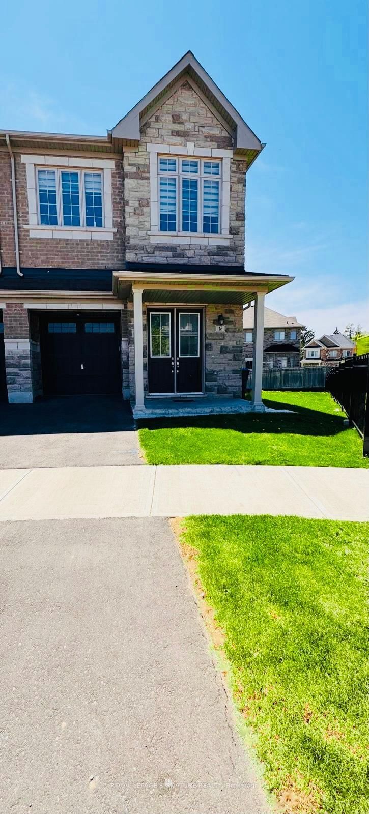 16 Hashmi Place
