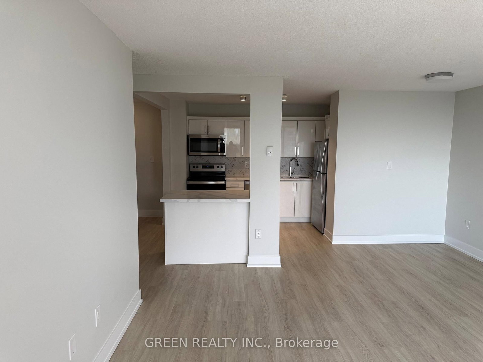 2220 Marine Oakville,ON L6L 1C1 — Photo 5