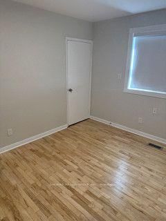 2623 Islington Ave photo 3