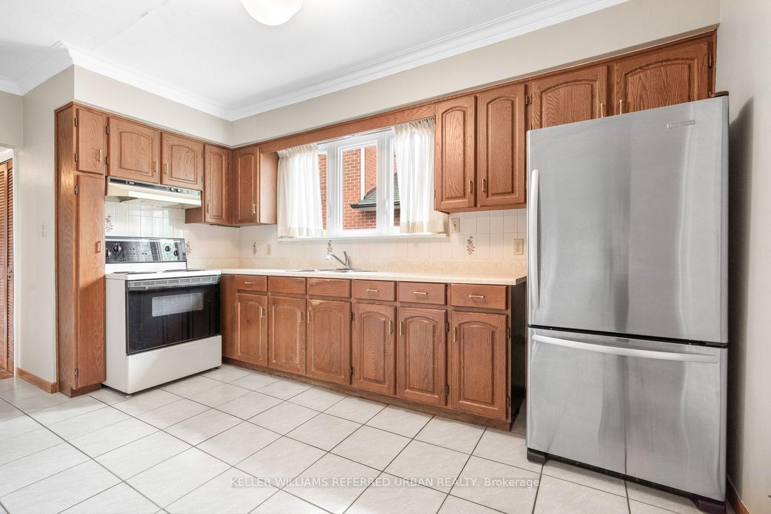114 Gracefield Avenue • Toronto, ON photo 20