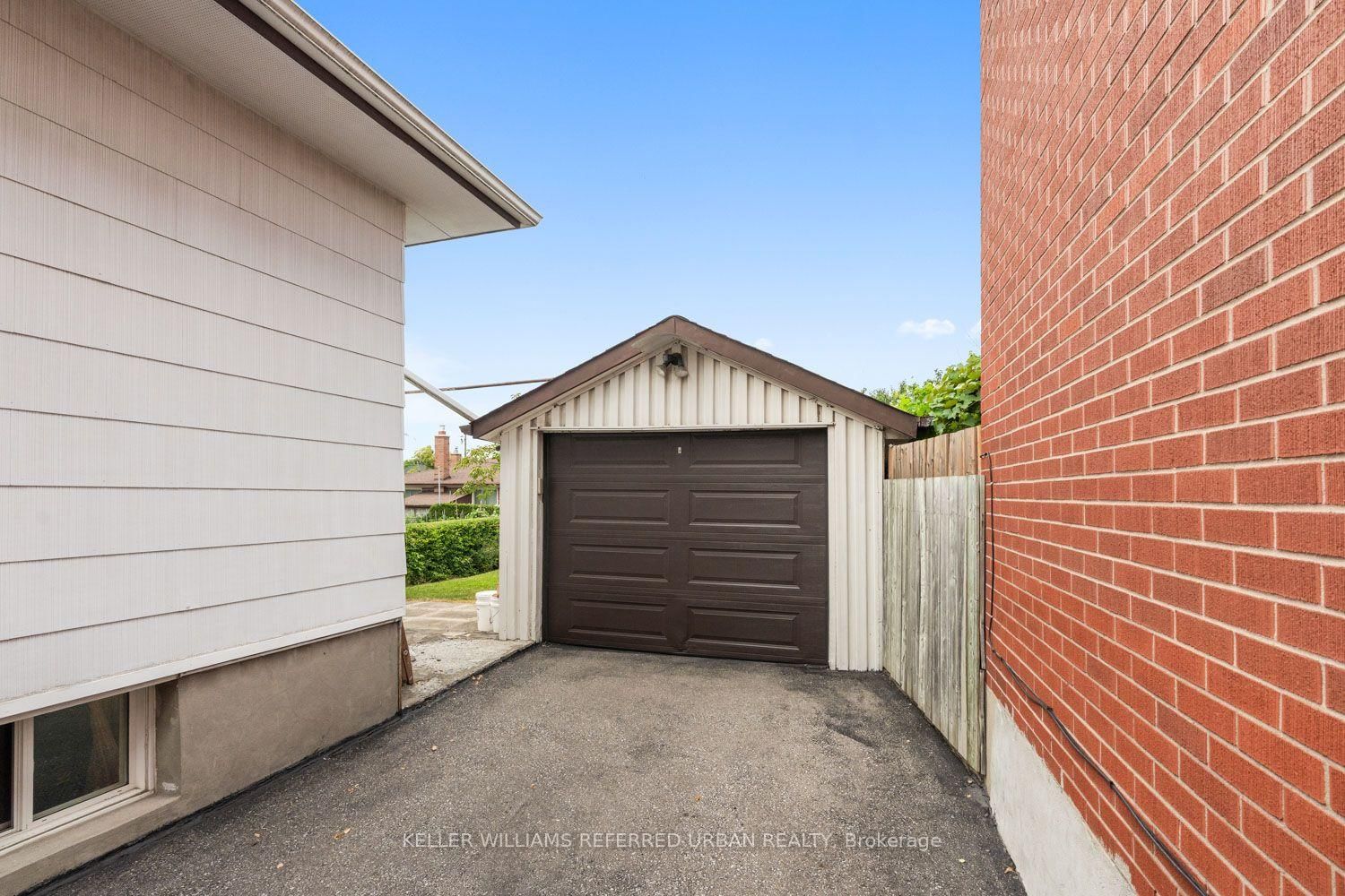 114 Gracefield Avenue • Toronto, ON photo 31