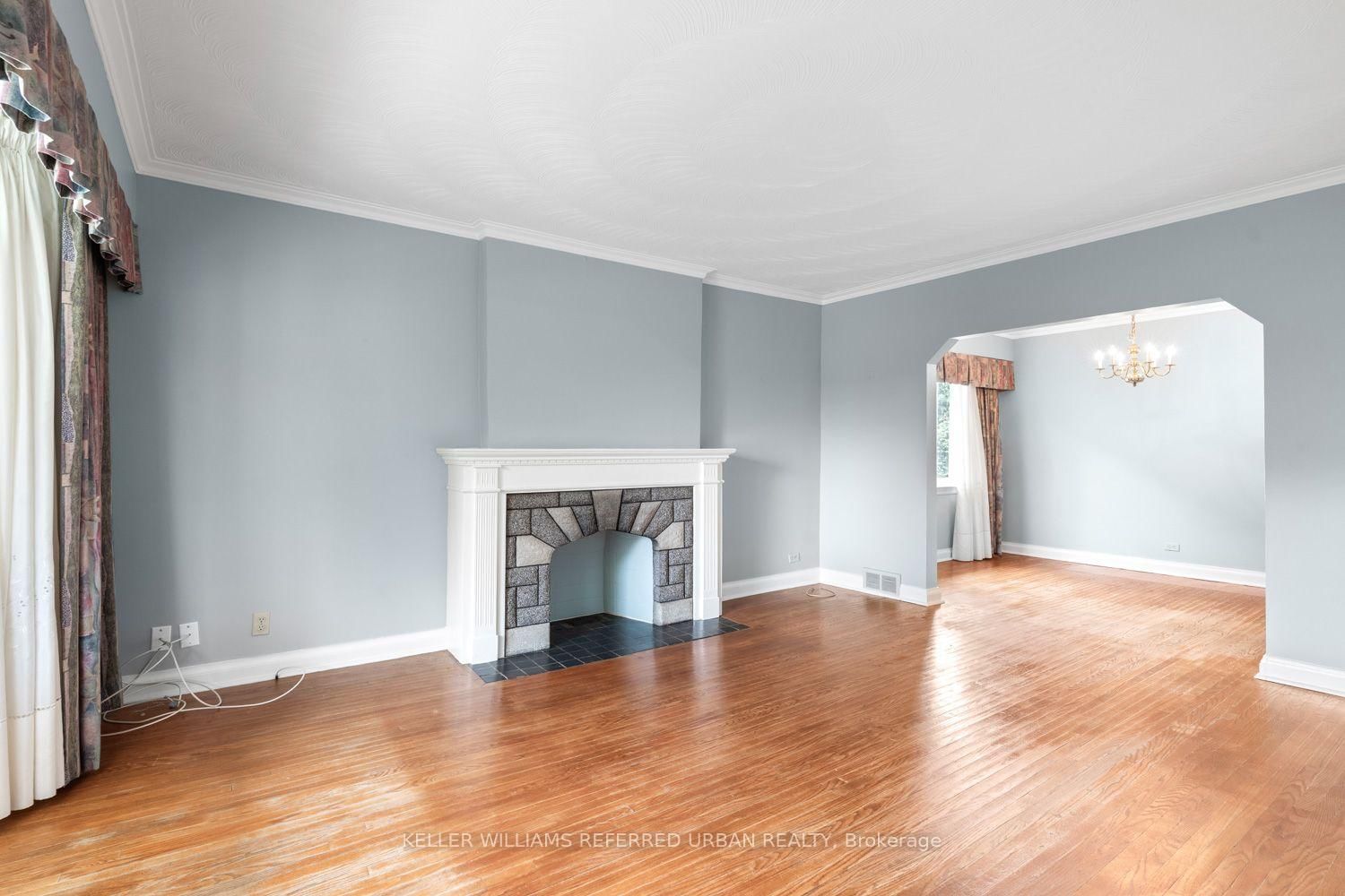 114 Gracefield Avenue • Toronto, ON photo 6