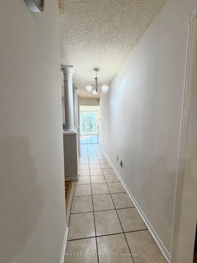 222 Vintage Gate • Brampton, ON photo 9