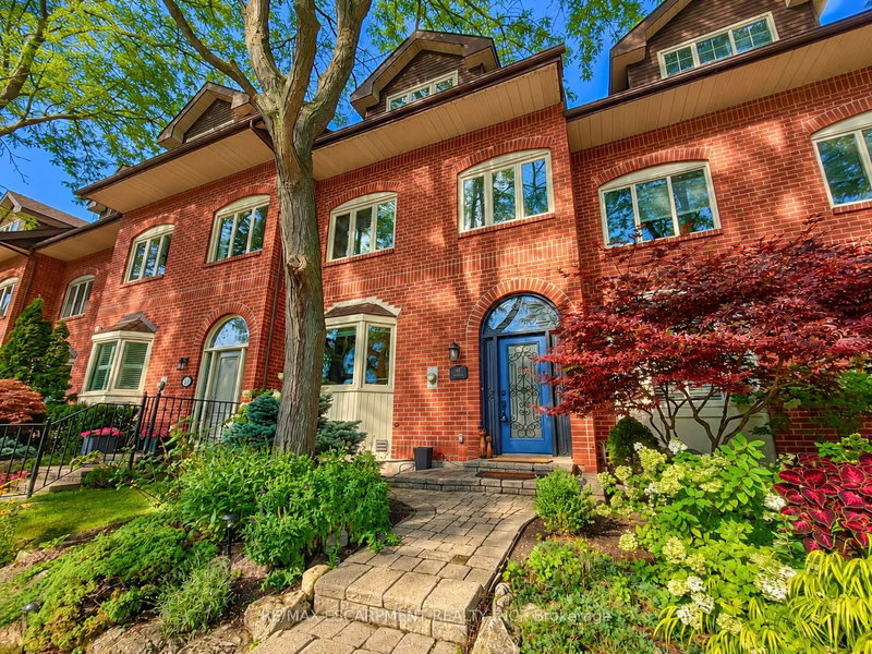 45 Tradewind Drive