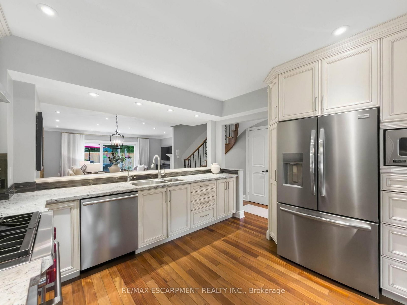 45 Tradewind Drive • Oakville, ON photo 11
