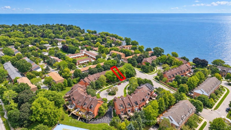 45 Tradewind Drive