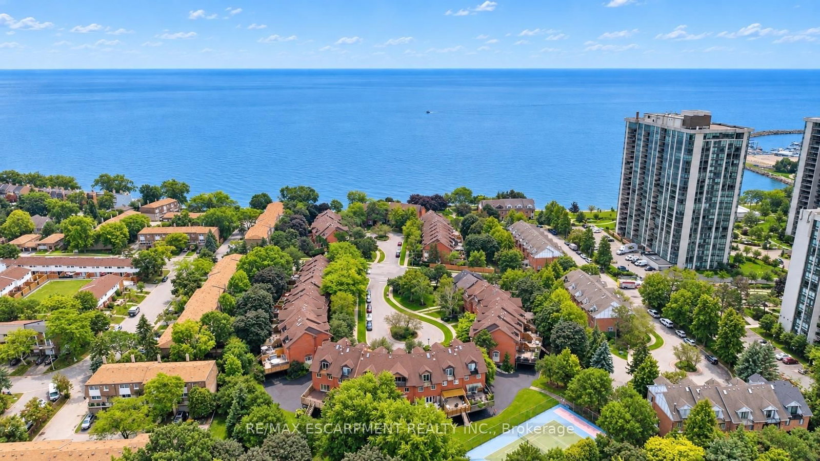 45 Tradewind Drive • Oakville, ON photo 48