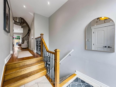 45 Tradewind Drive • Oakville, ON photo 5
