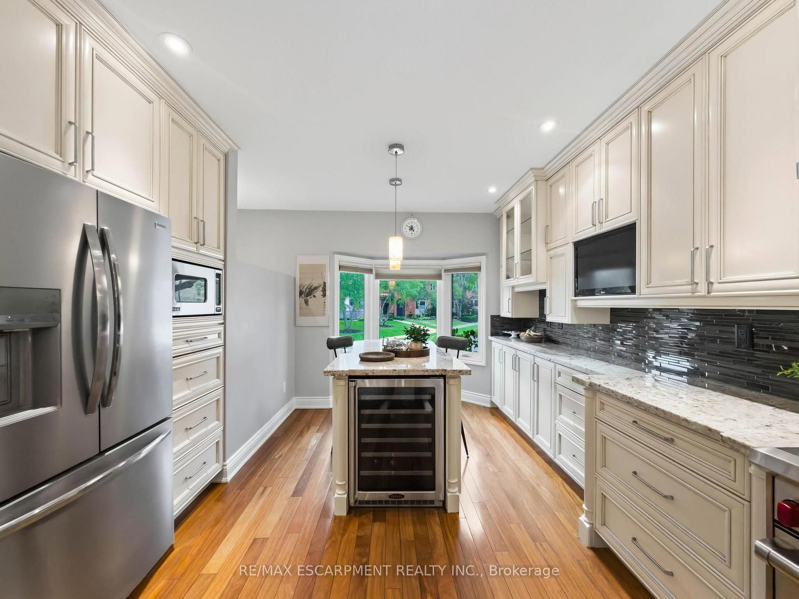 45 Tradewind Drive • Oakville, ON photo 8