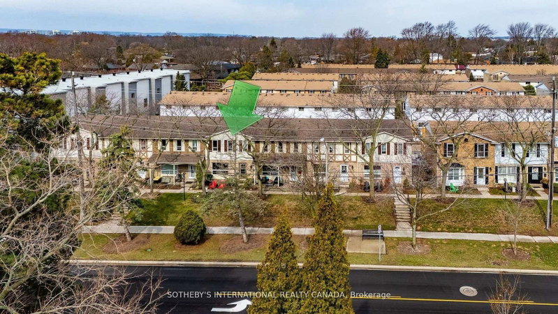 113 - 5475 Lakeshore Road
