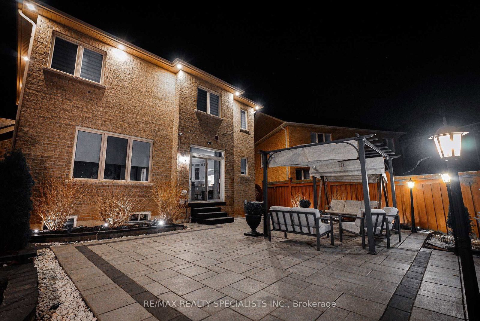 174 Milkweed Oakville,ON L6L 0A4 — Photo 42