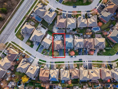 174 Milkweed Oakville,ON L6L 0A4 — Photo 44