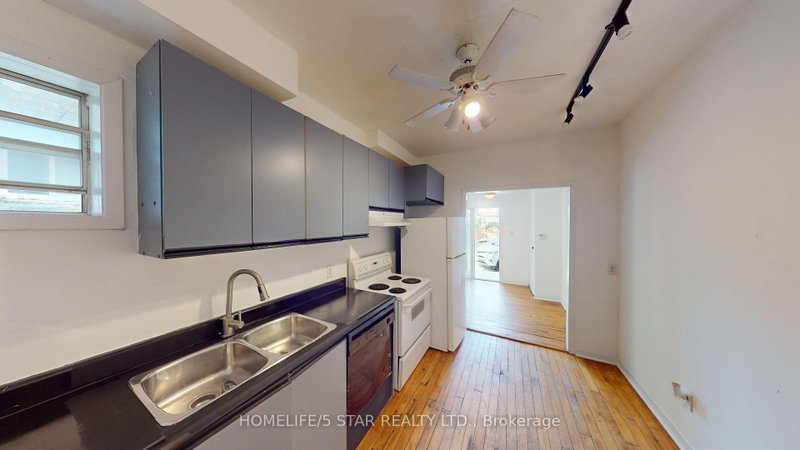 Apt 1 - 285 Salem Avenue