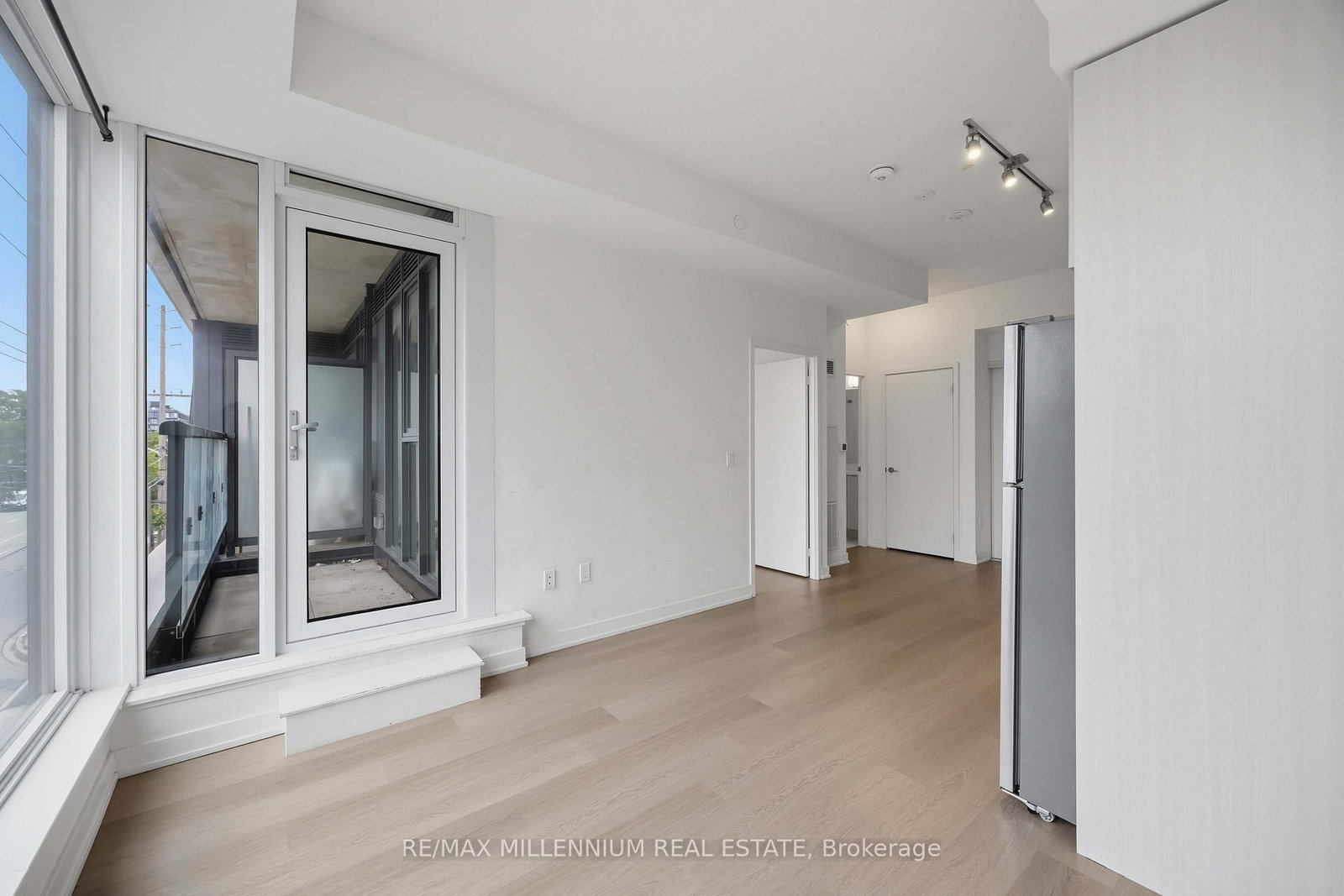 859 The Queensway • #217 • Toronto, ON photo 18