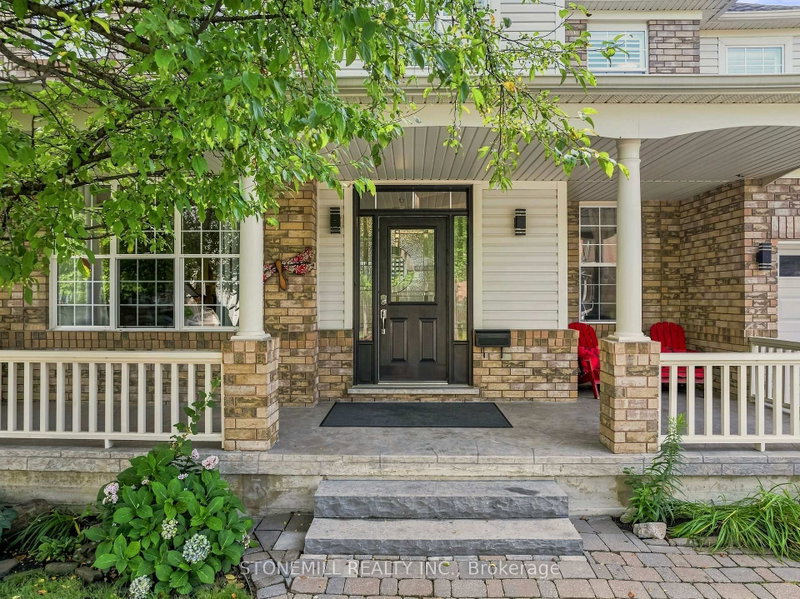 1661 Dempsey Crescent