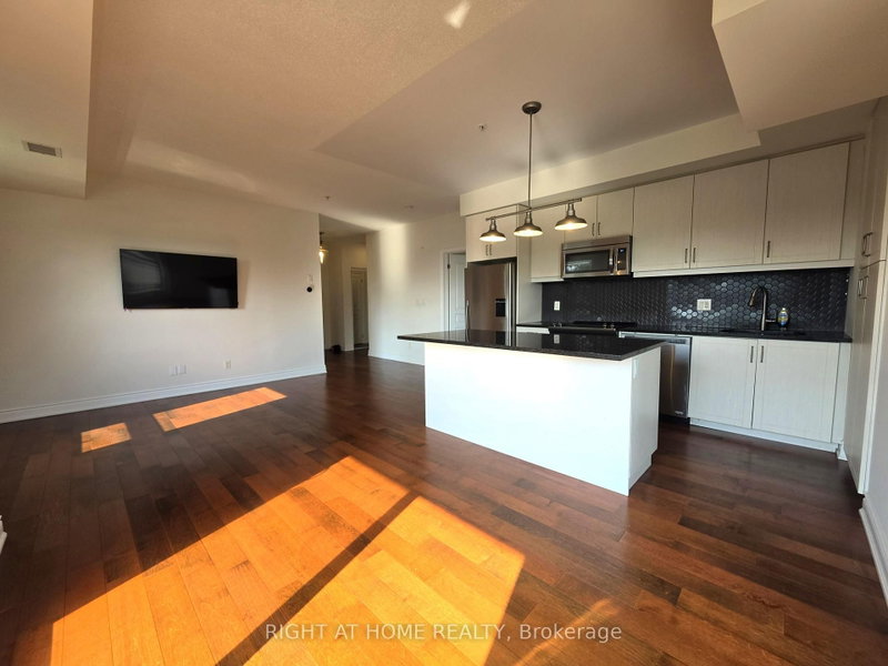236 - 3170 Erin Mills Parkway