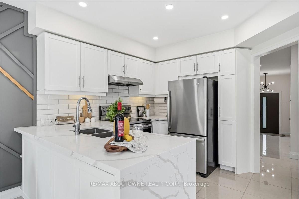 1282 Parkhurst Drive • Oakville, ON photo 22