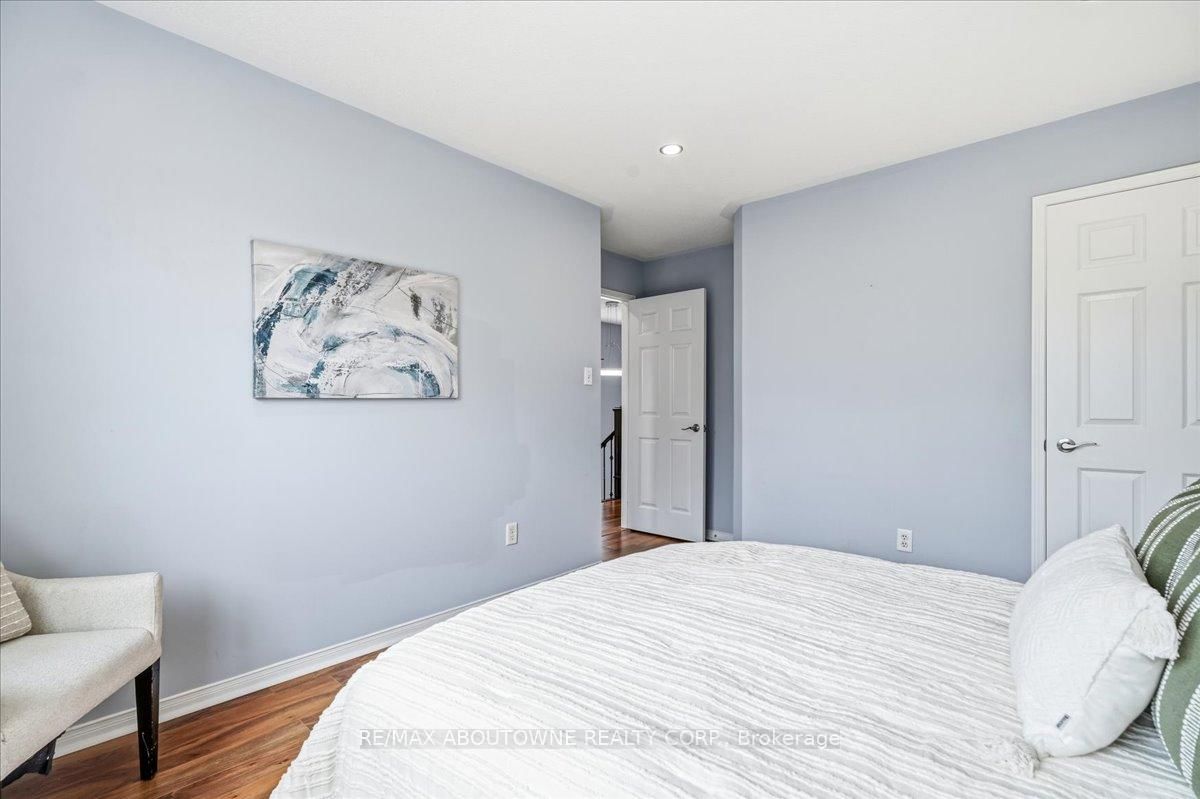 1282 Parkhurst Drive • Oakville, ON photo 35